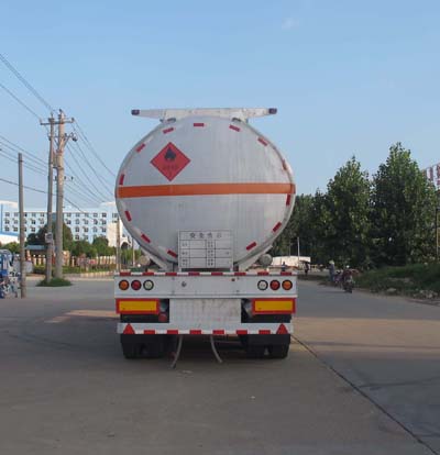 48.4方铝合金易燃液体运输车_32吨乙胺罐式运输车_CLW9403GRYA型铝合金易燃液体罐式运输半挂车